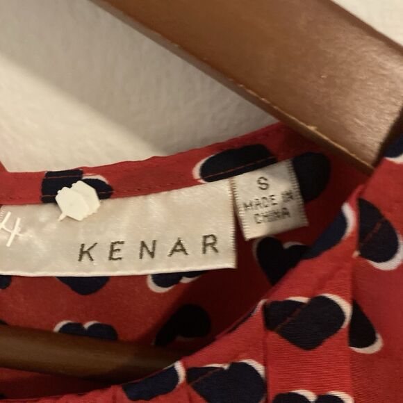 KENAR red black hearts round neck pleated sleeveless top S - Picture 5 of 7